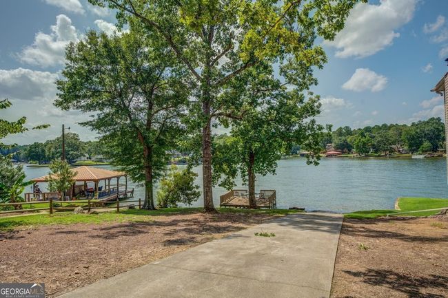 393 Templeton Cir, House other with 3 bedrooms, 2 bathrooms and 2 parking in Mansfield GA | Image 15