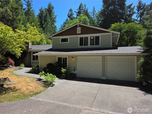 6455 Ne Dapple Ct, Bainbridge Island, WA, 98110-4057 | Card Image