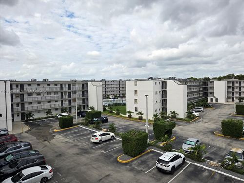 e202-14155 Sw 87th St, Miami, FL, 33183-4091 | Card Image