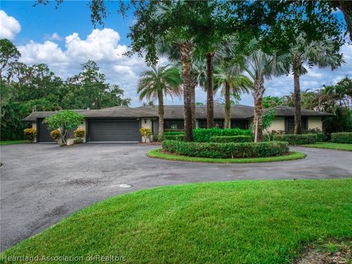 573 Holmes Ave, LAKE PLACID, FL, 33852-6101 | Card Image