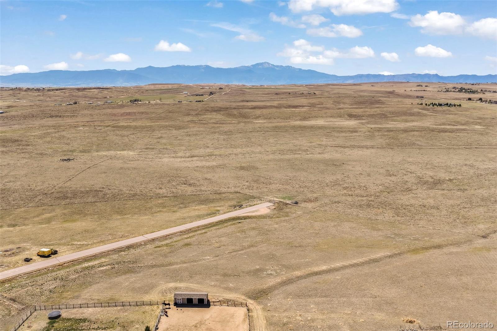 Land in Peyton
