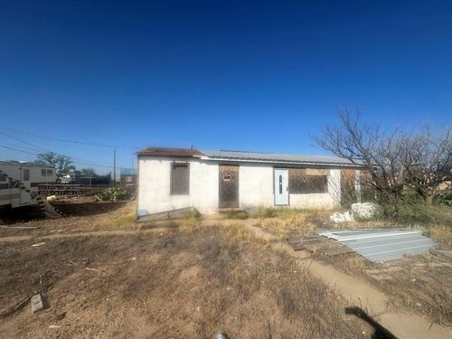 512 N Avenue A, Grandfalls, TX, 79742 | Card Image
