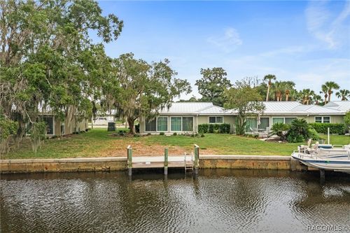 11269 W Bayshore Dr, CRYSTAL RIVER, FL, 34429-5245 | Card Image