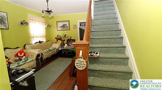 740 W Cedar St, Townhouse with 5 bedrooms, 2 bathrooms and null parking in Allentown PA | Image 10
