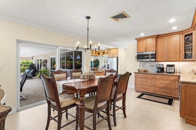 4220 Ne 24 Th Ave, House other with 3 bedrooms, 2 bathrooms and null parking in Lighthouse Point FL | Image 22