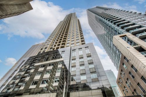 2401-35 Balmuto St, Toronto, ON, M4Y0A3 | Card Image