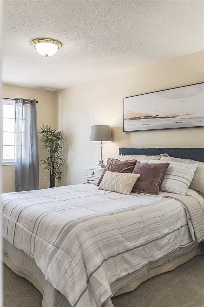 9 Crawford Cres, House attached with 3 bedrooms, 2 bathrooms and 3 parking in Cambridge ON | Image 24