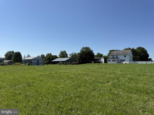 725 Evans Rd, POTTSTOWN, PA, 19464-9003 | Card Image