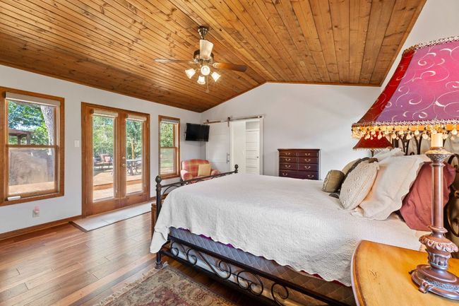 Imagine waking up to the treed views each morning! | Image 12
