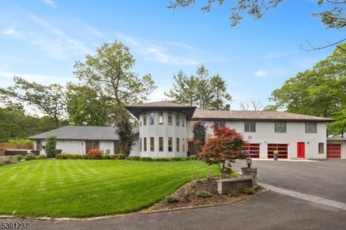 577 Rockaway Valley Rd, Boonton Twp, NJ, 07005-9169 | Card Image