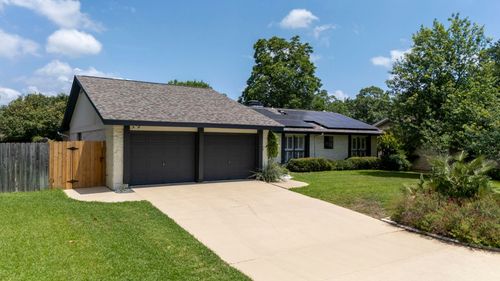2404 Coral Ridge Cir, Austin, TX, 78747-1606 | Card Image