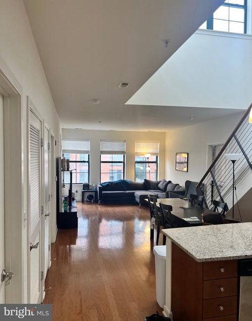 415-3201 Saint Paul St, BALTIMORE, MD, 21218-3495 | Card Image