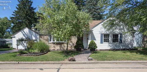 817 Seneca Ave, Huron, OH, 44839-1842 | Card Image