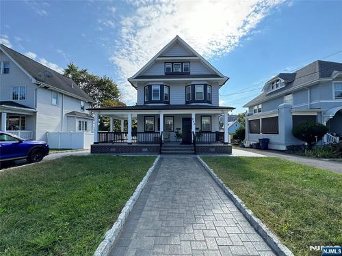 243 Hamilton Pl, Hackensack, NJ, 07601-3529 | Card Image