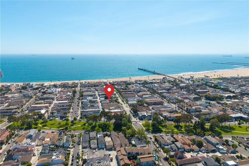 140 12th St, Seal Beach, CA, 90740-6731 | Card Image