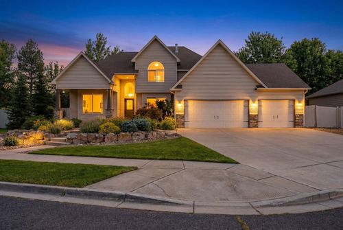 17817 E Galaxy Ct, Greenacres, WA, 99016-7792 | Card Image