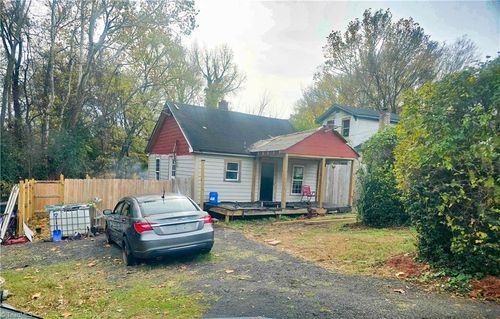 2214 Britton St, Greensboro, NC, 27406-3333 | Card Image