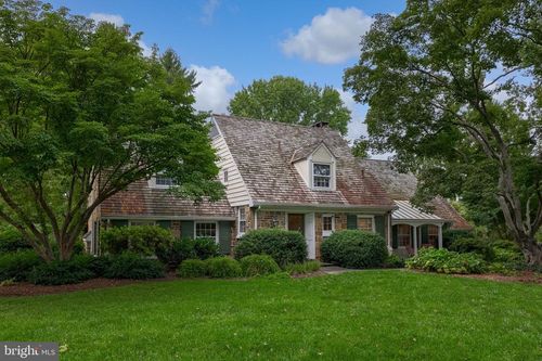 9 Cedar Ln, LANCASTER, PA, 17601-3923 | Card Image