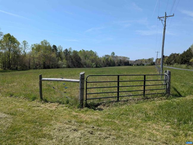 4064 Deep Creek Rd, House other with 2 bedrooms, 1 bathrooms and null parking in KENTS STORE VA | Image 39