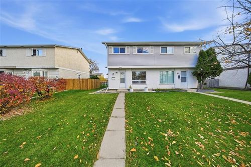 51 Ravenhill Rd, Winnipeg, MB, R2K3K4 | Card Image