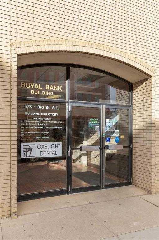 Commercial Sale in Medicine Hat 3