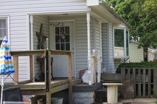 1 Elm Dr, Bethany, IL, 61914-9516 | Card Image