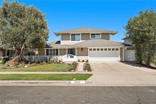 21612 Polynesian Ln, Huntington Beach, CA, 92646-7860 | Card Image