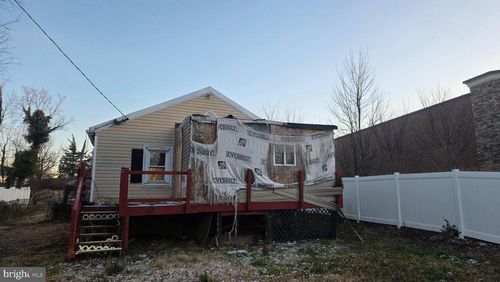 5409 Walker Mill Rd, Capitol Heights, MD, 20743-5542 | Card Image