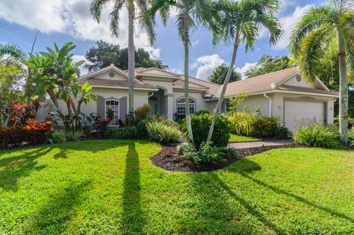 9000 Lely Island Cir, NAPLES, FL, 34113-2612 | Card Image