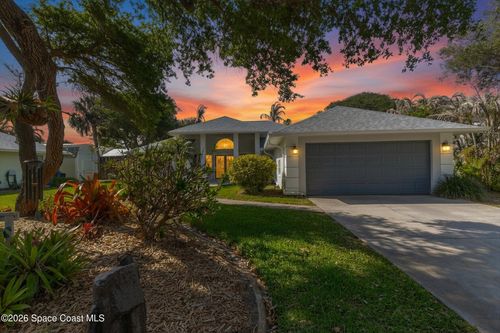 101 Estrella Rd, Melbourne Beach, FL, 32951-3832 | Card Image