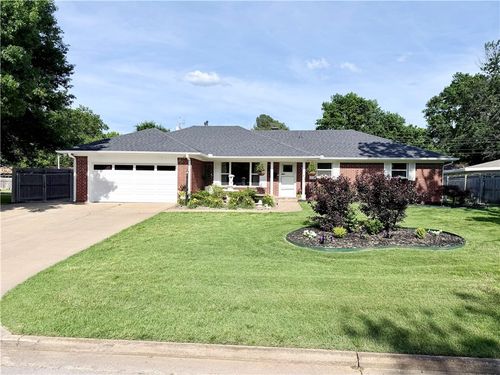 715 Maria St, Springdale, AR, 72762-5115 | Card Image