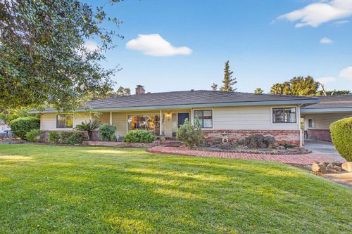 2205 Davis Rd, West Sacramento, CA, 95691-5605 | Card Image