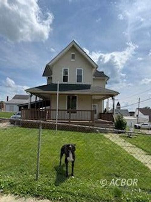 218 E Broadway St, Wellston, OH, 45692-1522 | Card Image