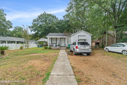 316 W Avenue, McComb, MS, 39648 | Card Image