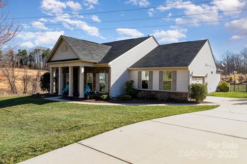 7034 Pin Oaks Dr, Denver, NC, 28037-7865 | Card Image