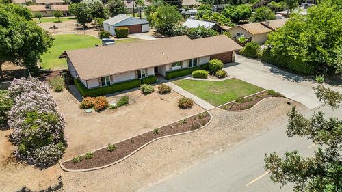 11851 Waverly Rd, Madera, CA, 93636-8629 | Card Image