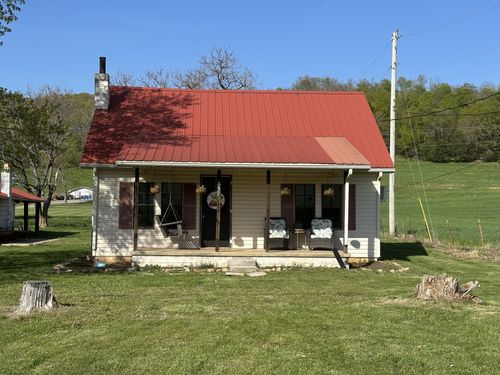 537 Jamestown Hwy, Livingston, TN, 38570-8609 | Card Image