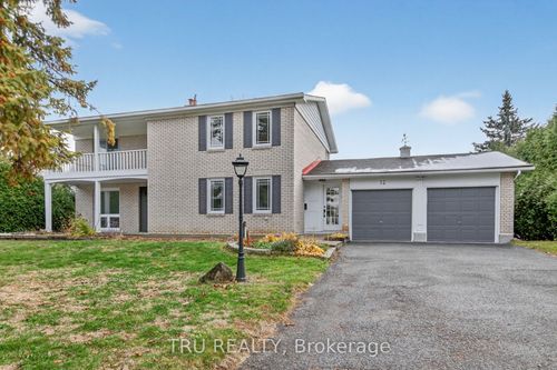 12 Apache Cres, Nepean, ON, K2E6H7 | Card Image
