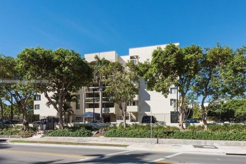 apt-103-2715 Tigertail Ave, Coconut Grove, FL, 33133-5339 | Card Image