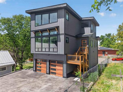 98 Downing St, Asheville, NC, 28806-3523 | Card Image