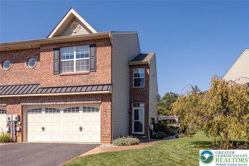 4492 Bellflower Way, ALLENTOWN, PA, 18104-8200 | Card Image