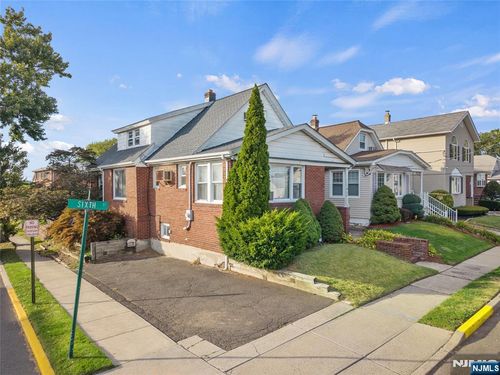29 6th St, North Arlington, NJ, 07031-4774 | Card Image
