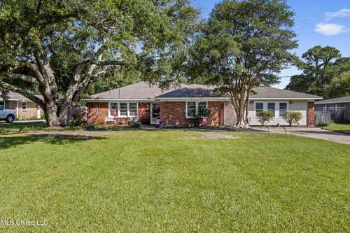 56 53rd St, Gulfport, MS, 39507-4533 | Card Image