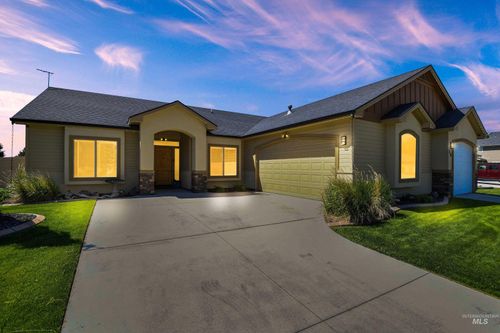 16 N Luke Loop, Nampa, ID, 83651-5185 | Card Image