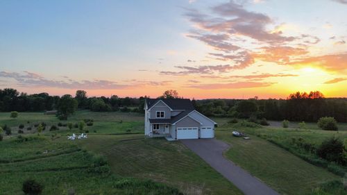 18805 Scenic Way, Shafer, MN, 55074-9809 | Card Image