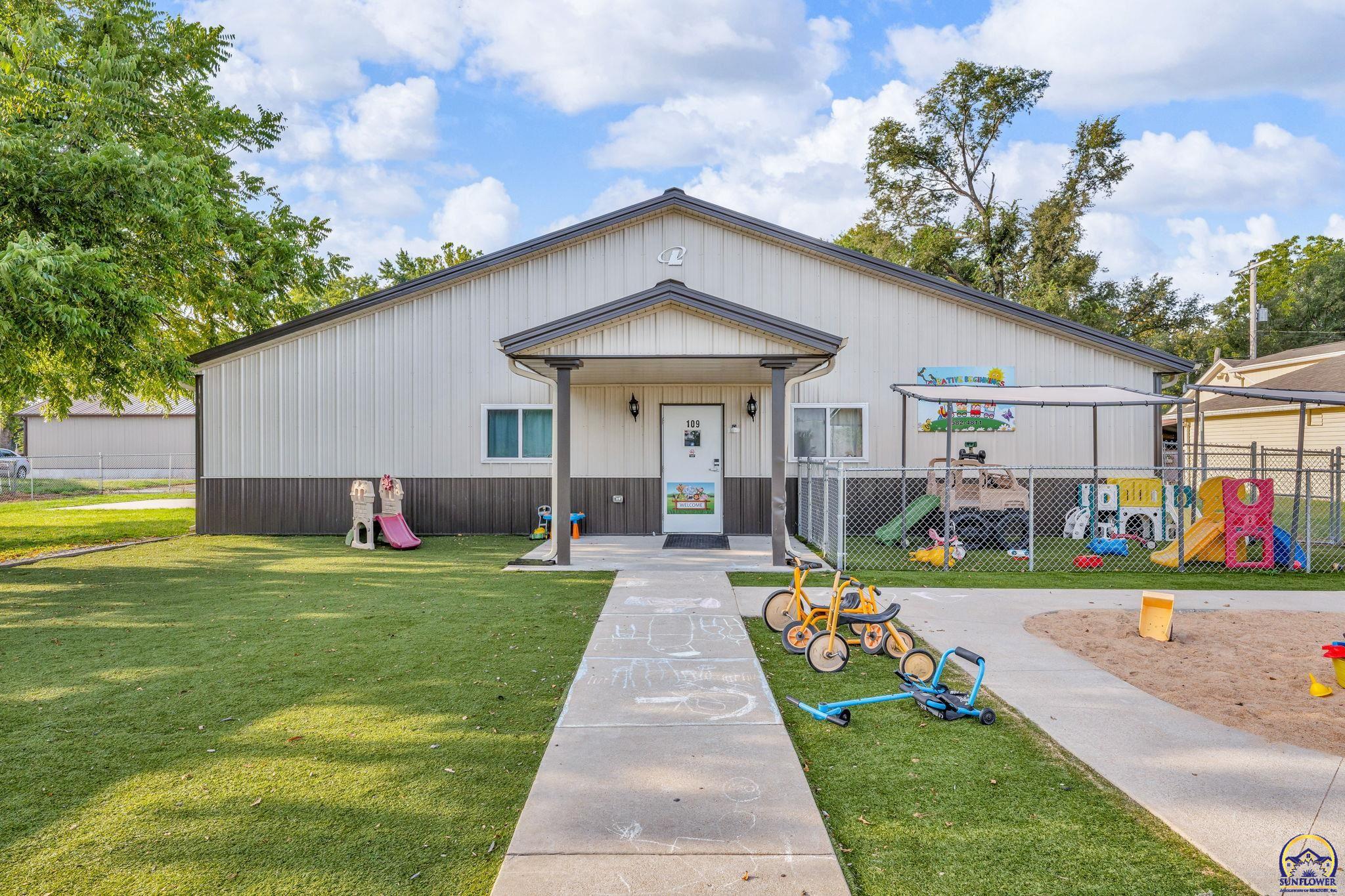 109 E Railroad St, Silver Lake, KS 66539