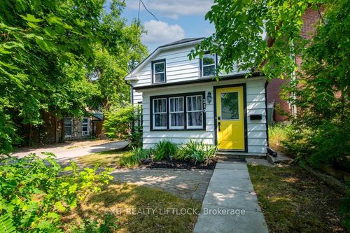 210 Dublin St, Peterborough, ON, K9H3B7 | Card Image