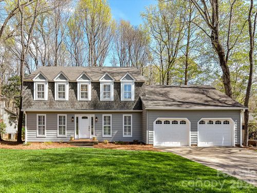 6523 Pensford Ln, Charlotte, NC, 28270-7758 | Card Image