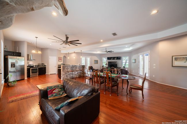 120 County Road 6867, House other with 2 bedrooms, 2 bathrooms and null parking in Natalia TX | Image 6