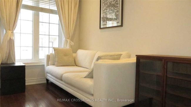 12 - 20 Hargrave Lane, Condo with 4 bedrooms, 3 bathrooms and null parking in Toronto ON | Image 4